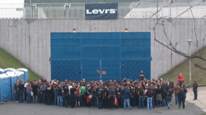 depeCHe MODE - Live In Budapest 2009 - Fans